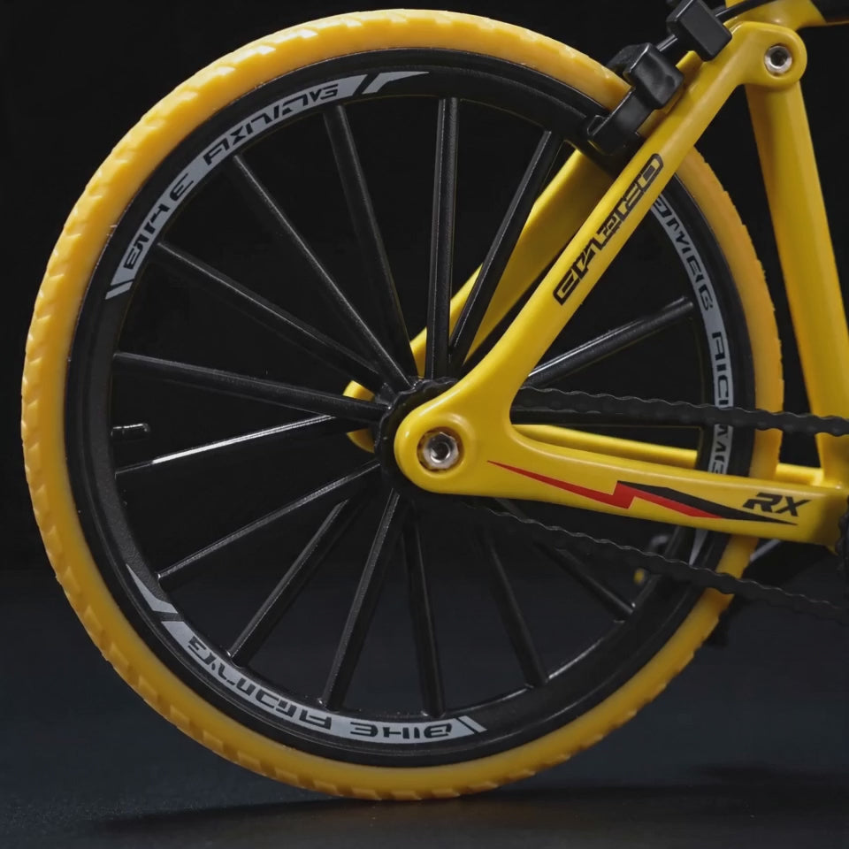 1:10 Die-Cast Racing Bicycle | Premium Collectible Model