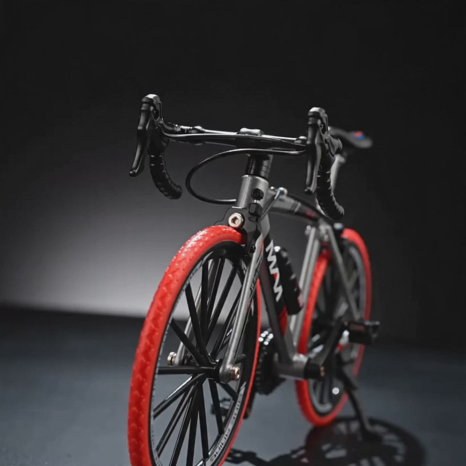 1:10 Die-Cast Racing Bicycle | Premium Collectible Model